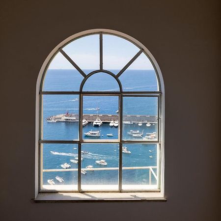 Apartments Amalfi Design Sea View Accessible By 250 Steps Экстерьер фото