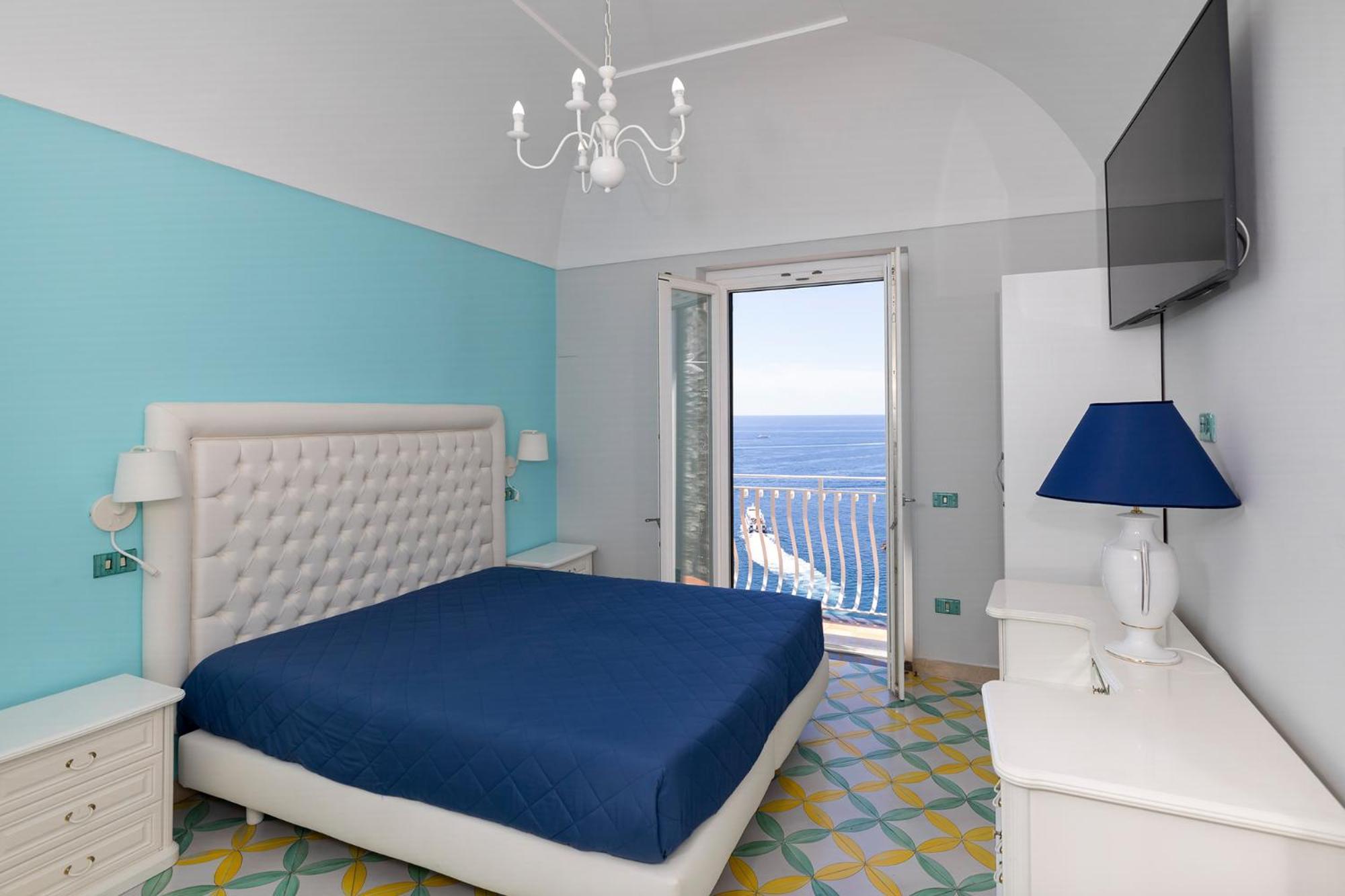 Apartments Amalfi Design Sea View Accessible By 250 Steps Экстерьер фото