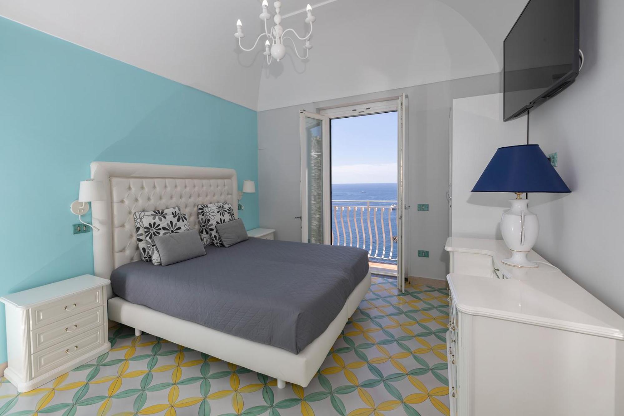 Apartments Amalfi Design Sea View Accessible By 250 Steps Экстерьер фото