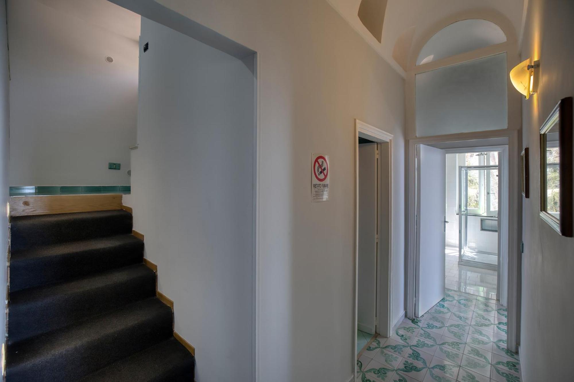 Apartments Amalfi Design Sea View Accessible By 250 Steps Экстерьер фото