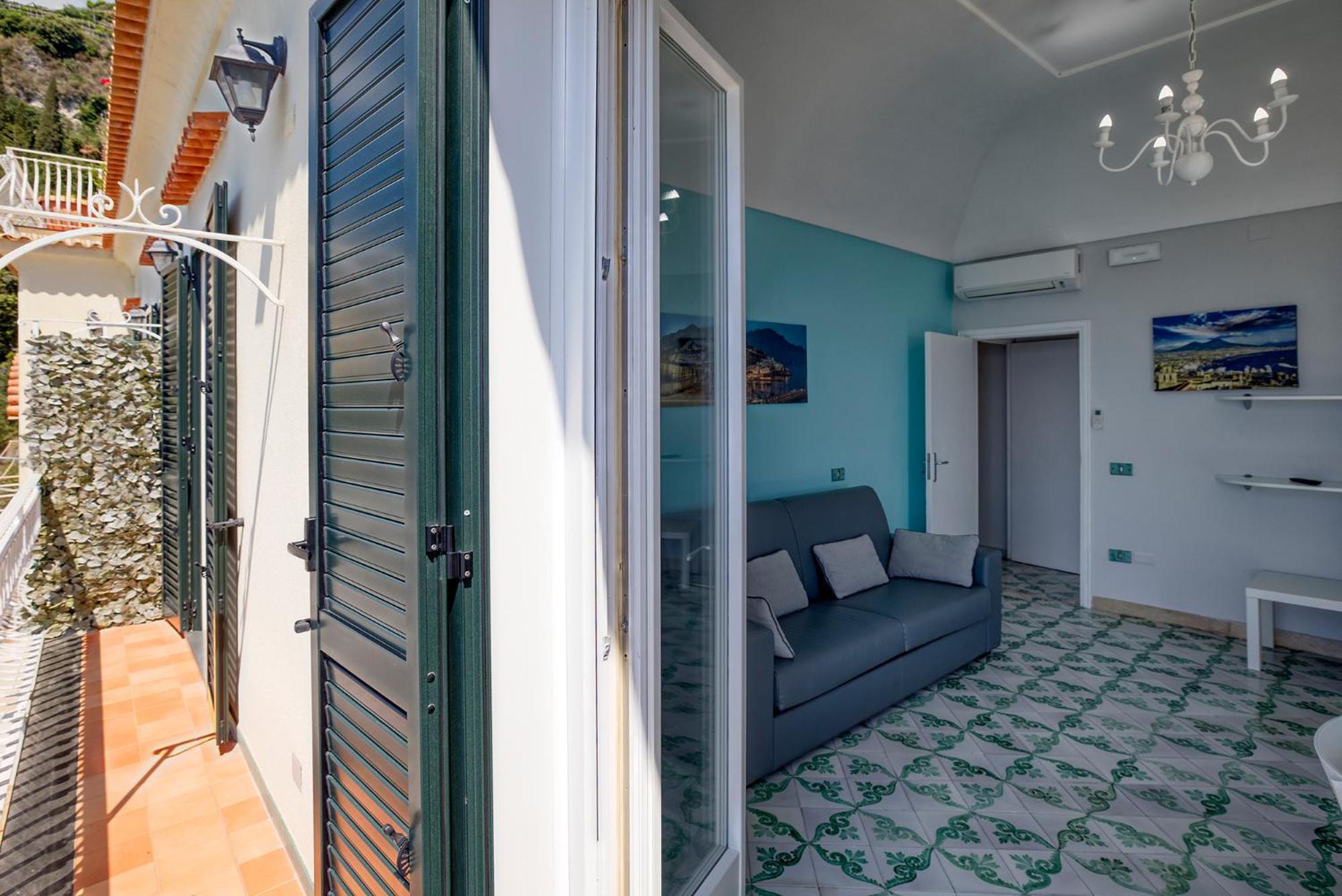 Apartments Amalfi Design Sea View Accessible By 250 Steps Экстерьер фото