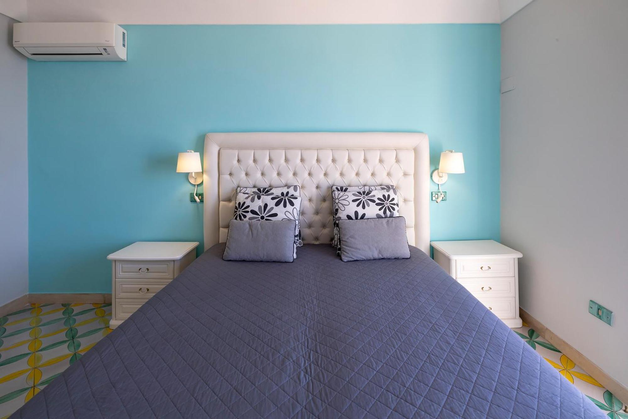 Apartments Amalfi Design Sea View Accessible By 250 Steps Экстерьер фото